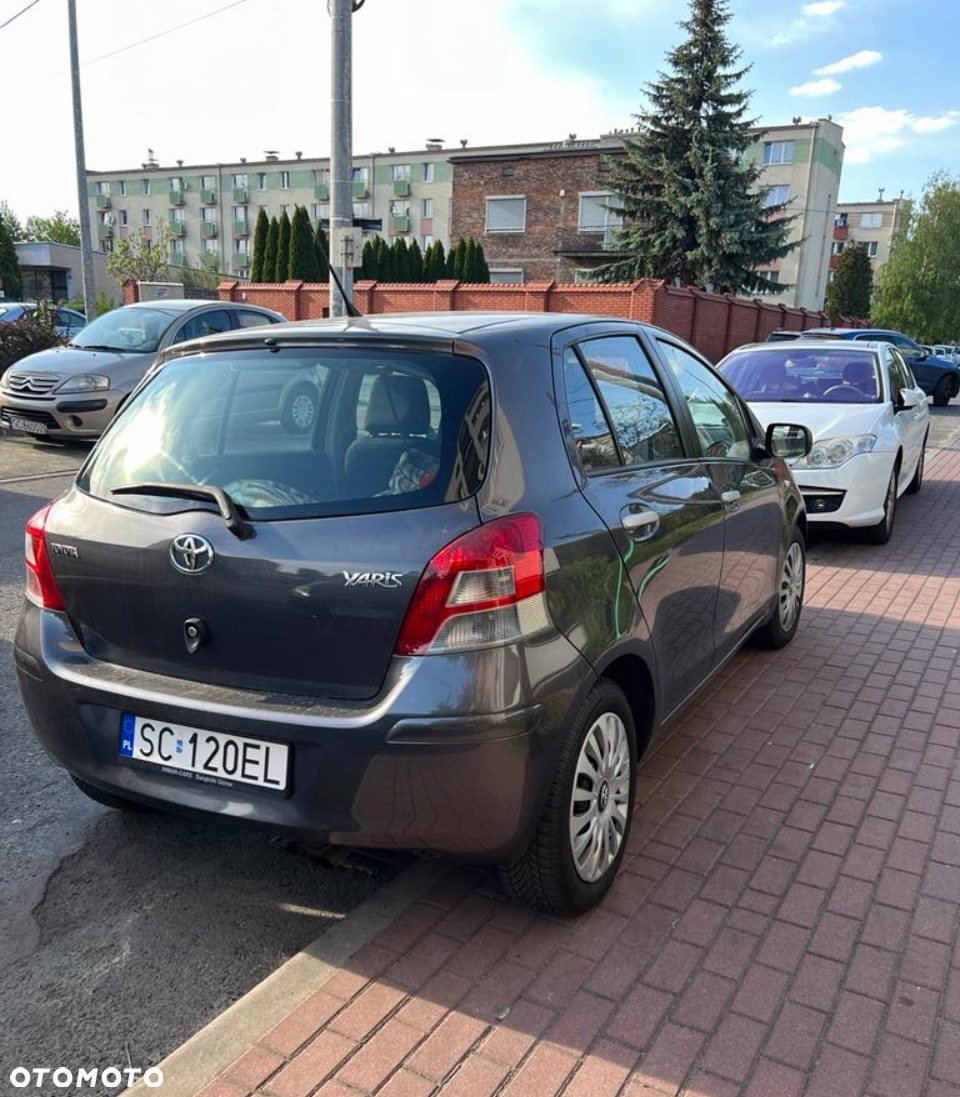 Toyota Yaris 1.33 Dynamic - 2