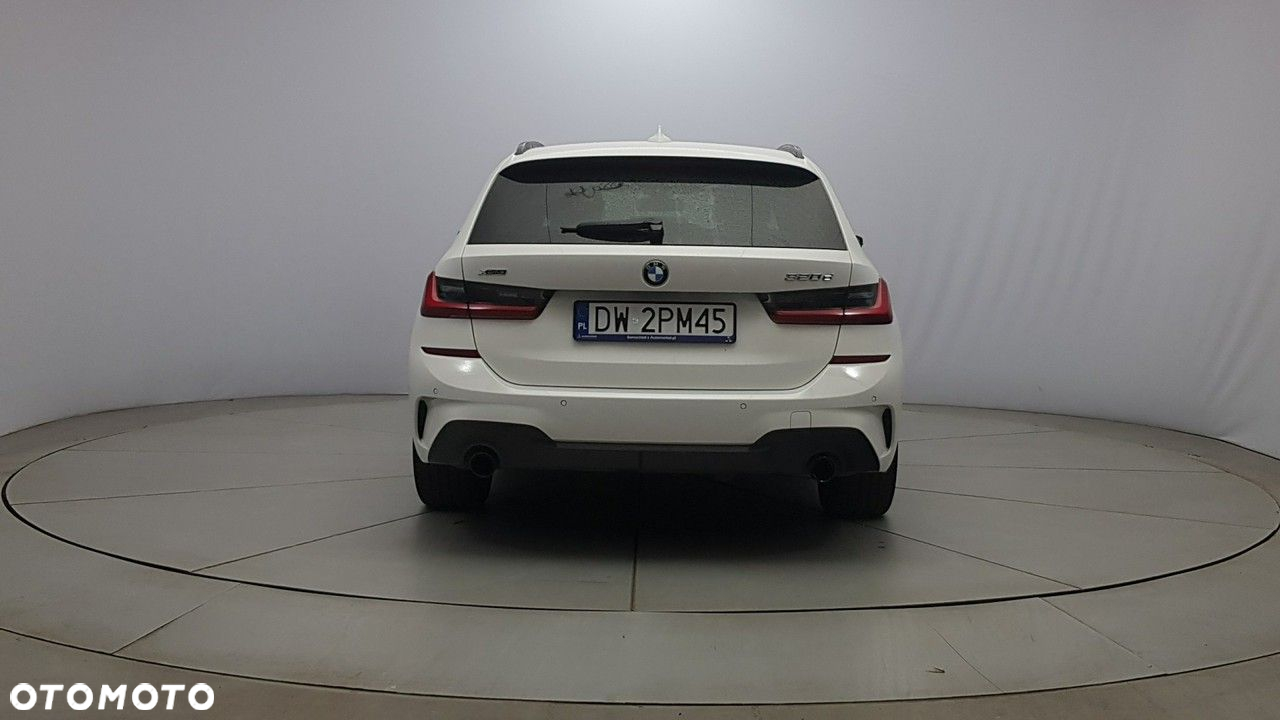 BMW Seria 3 - 6