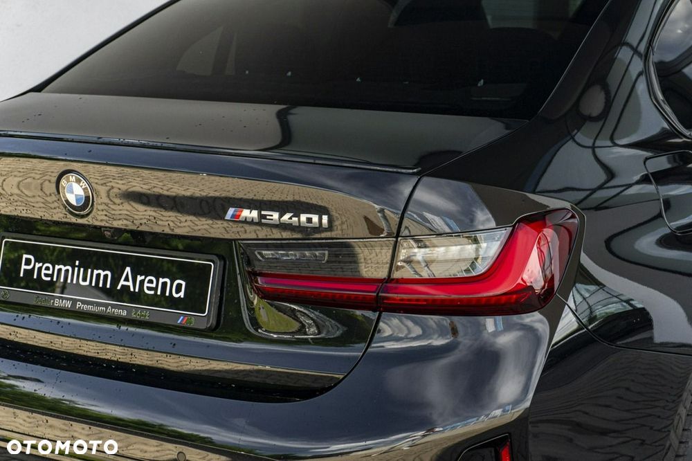 BMW Seria 3 M340i xDrive - 12