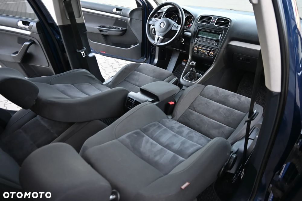 Volkswagen Golf 1.4 TSI Highline - 26