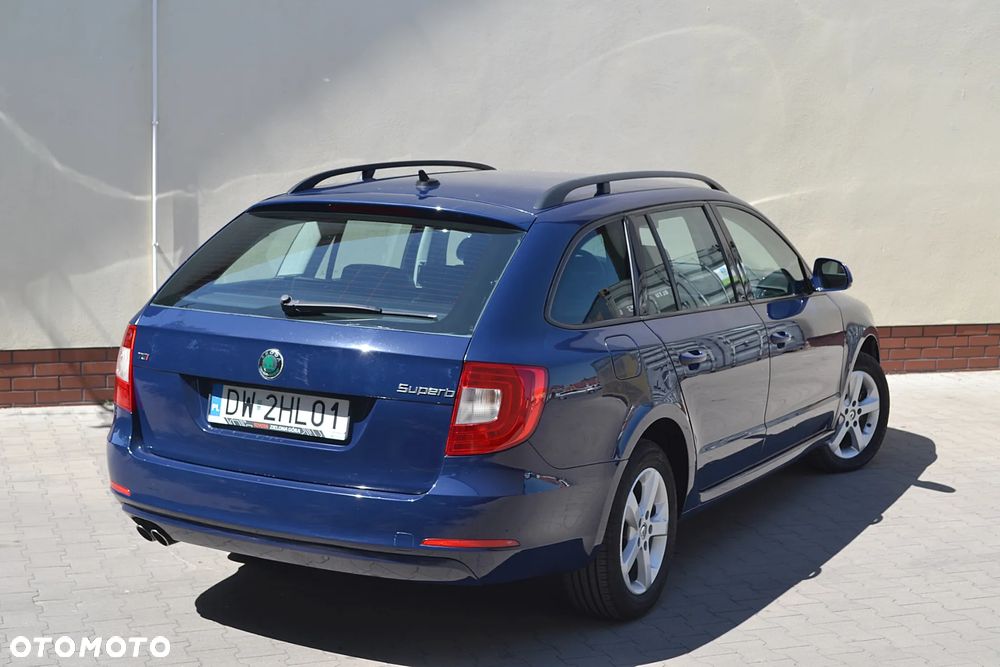 Skoda Superb 2.0 TDI Comfort - 10