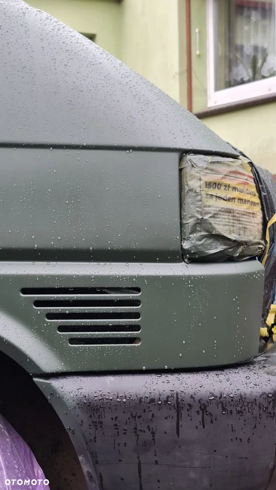 Volkswagen Transporter - 12