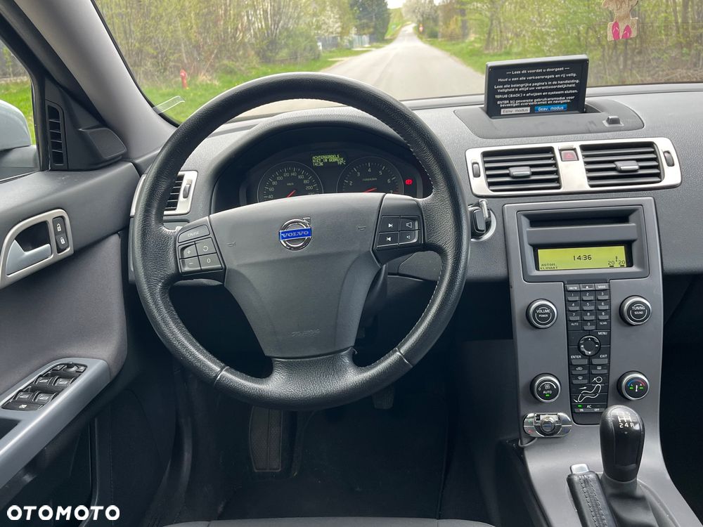 Volvo S40 2.0 Momentum - 6