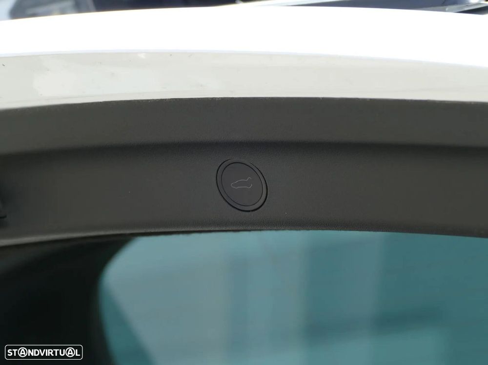 Tesla Model Y Tração Traseira - 12