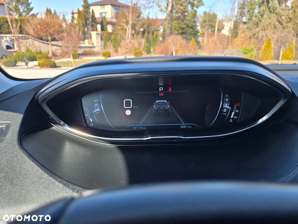 Peugeot 5008 BlueHDi 130 EAT8 Allure Pack - 19