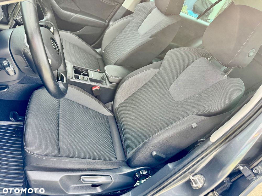 Skoda Octavia 2.0 TDI Style - 12