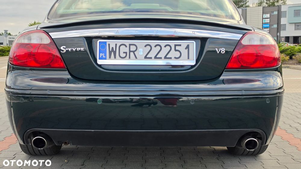 Jaguar S-Type 4.2 V8 Executive - 23