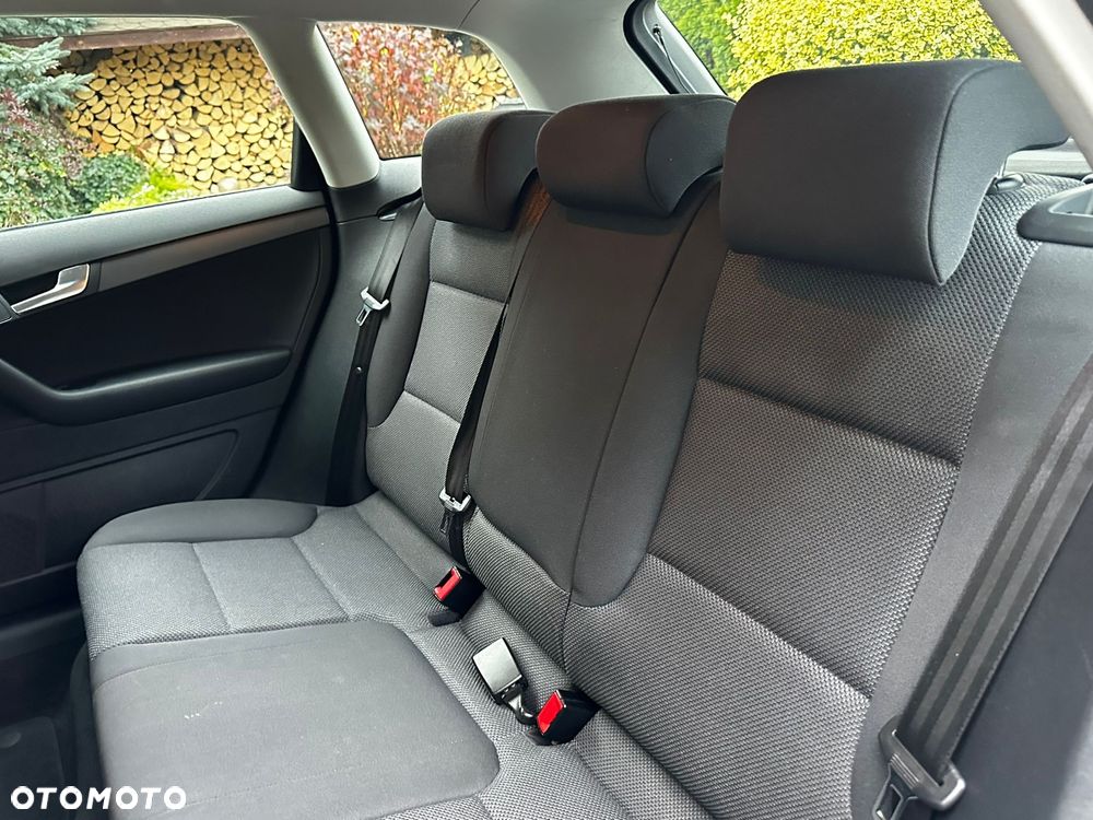 Audi A3 Sportback 1.6 TDI Ambiente - 29