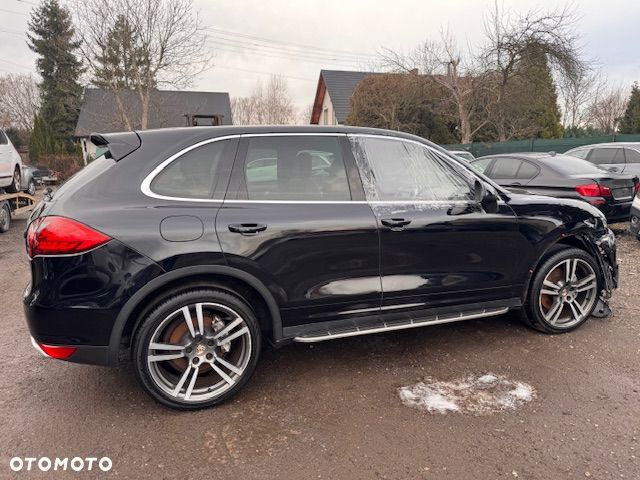 Porsche Cayenne Diesel Platinum Edition - 16
