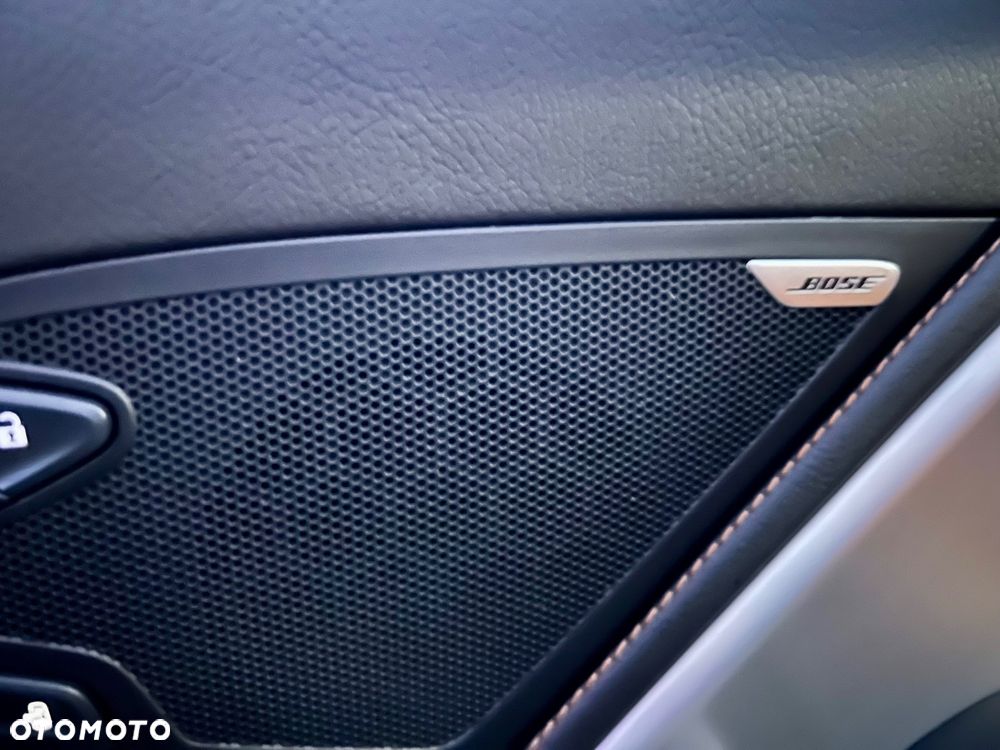 Chevrolet Corvette - 21