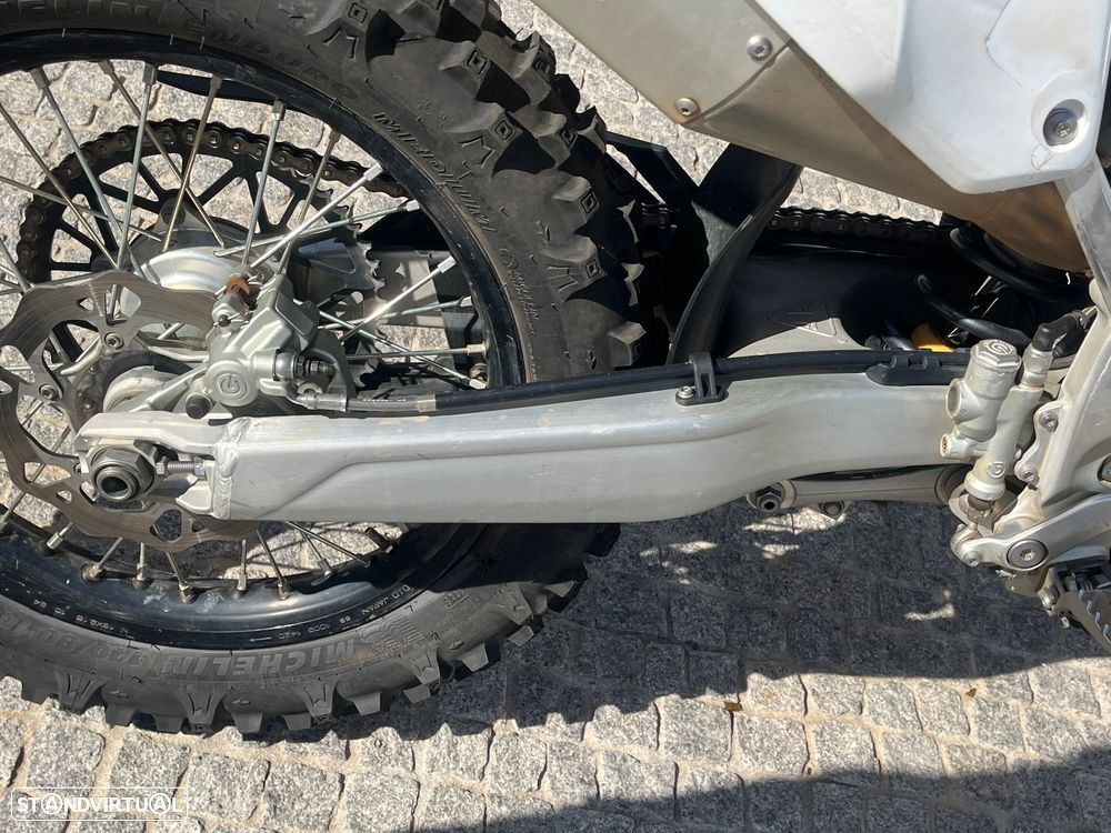 Triumph T Triumph TF 250 E - 4