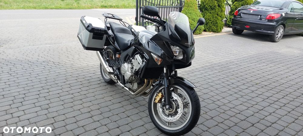 Honda CBF - 4