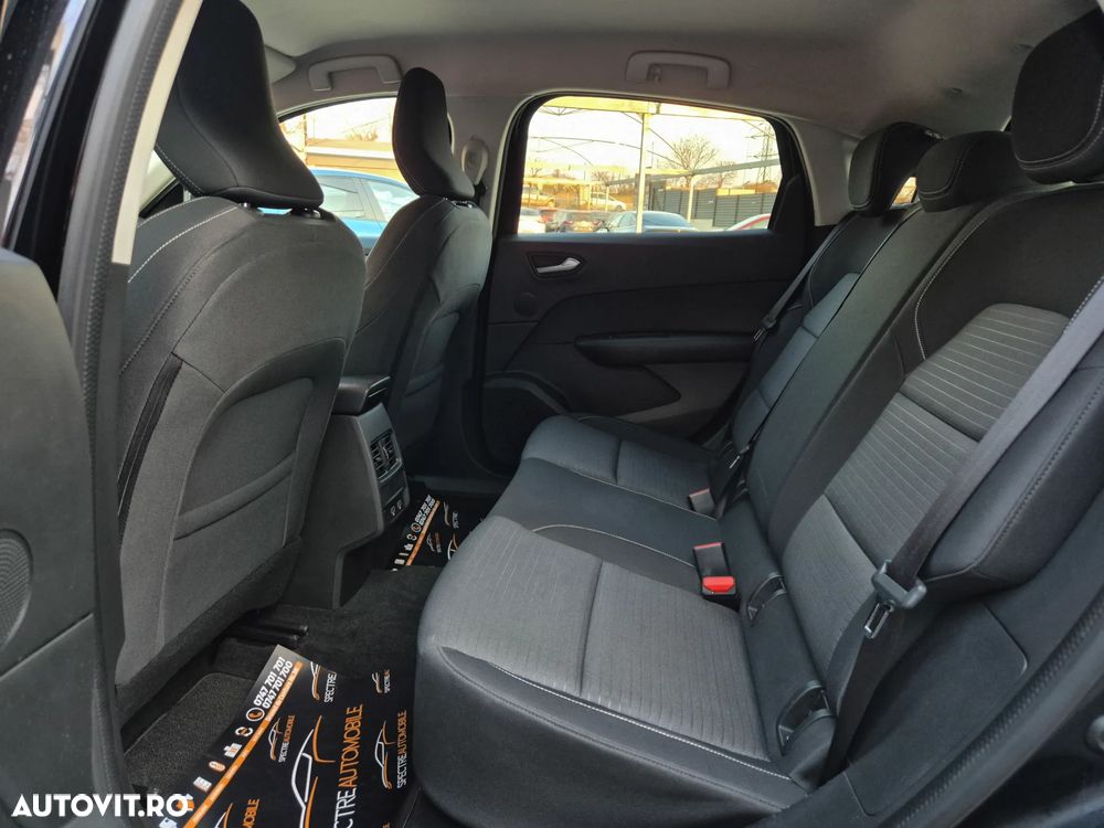 Renault Arkana E-TECH 145 Evolution - 12