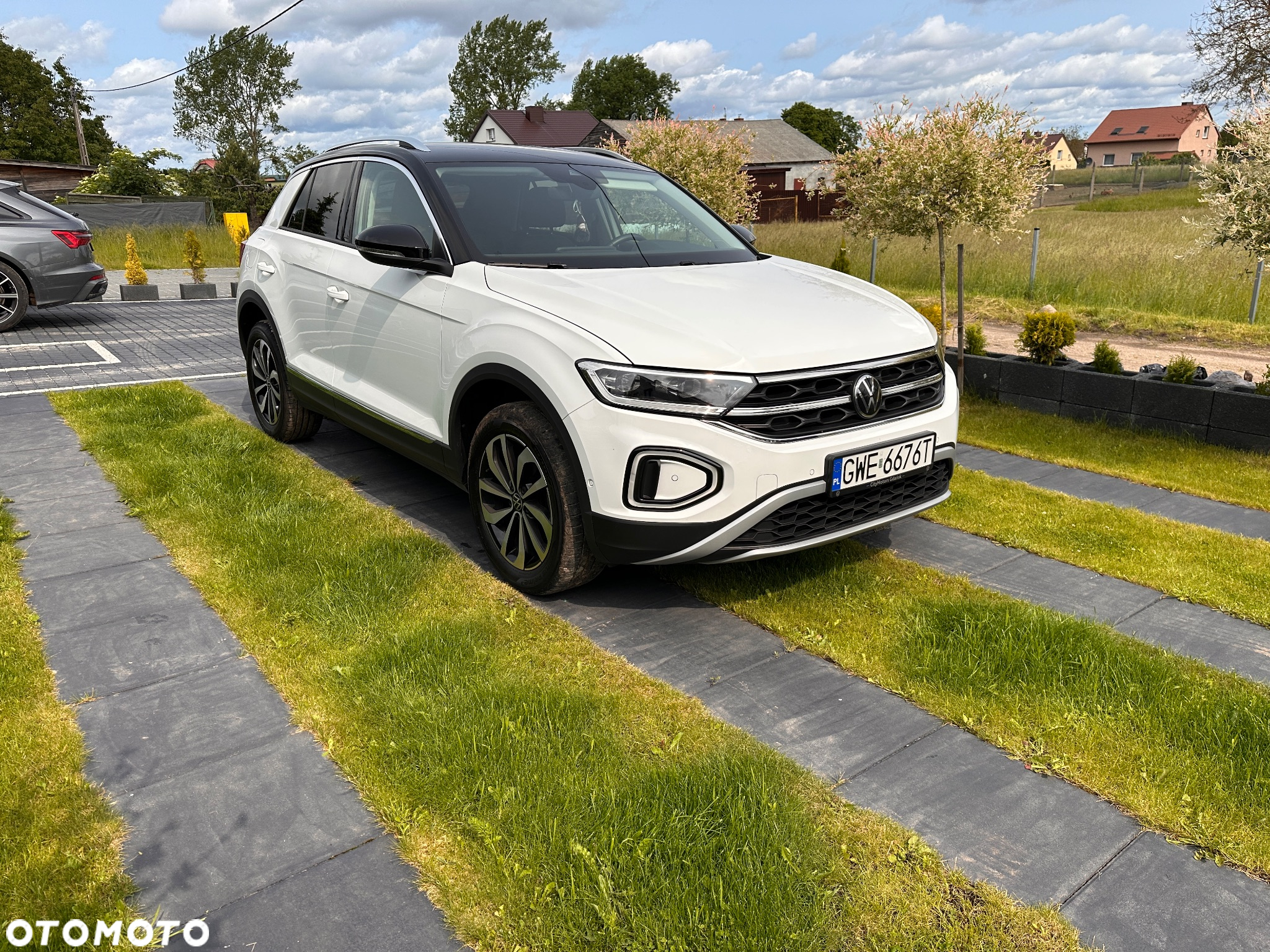 Volkswagen T-Roc 1.5 TSI Style DSG - 6