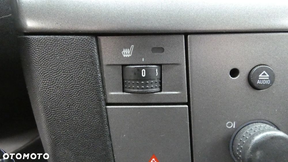 Opel Vectra 1.9 CDTI Cosmo - 27