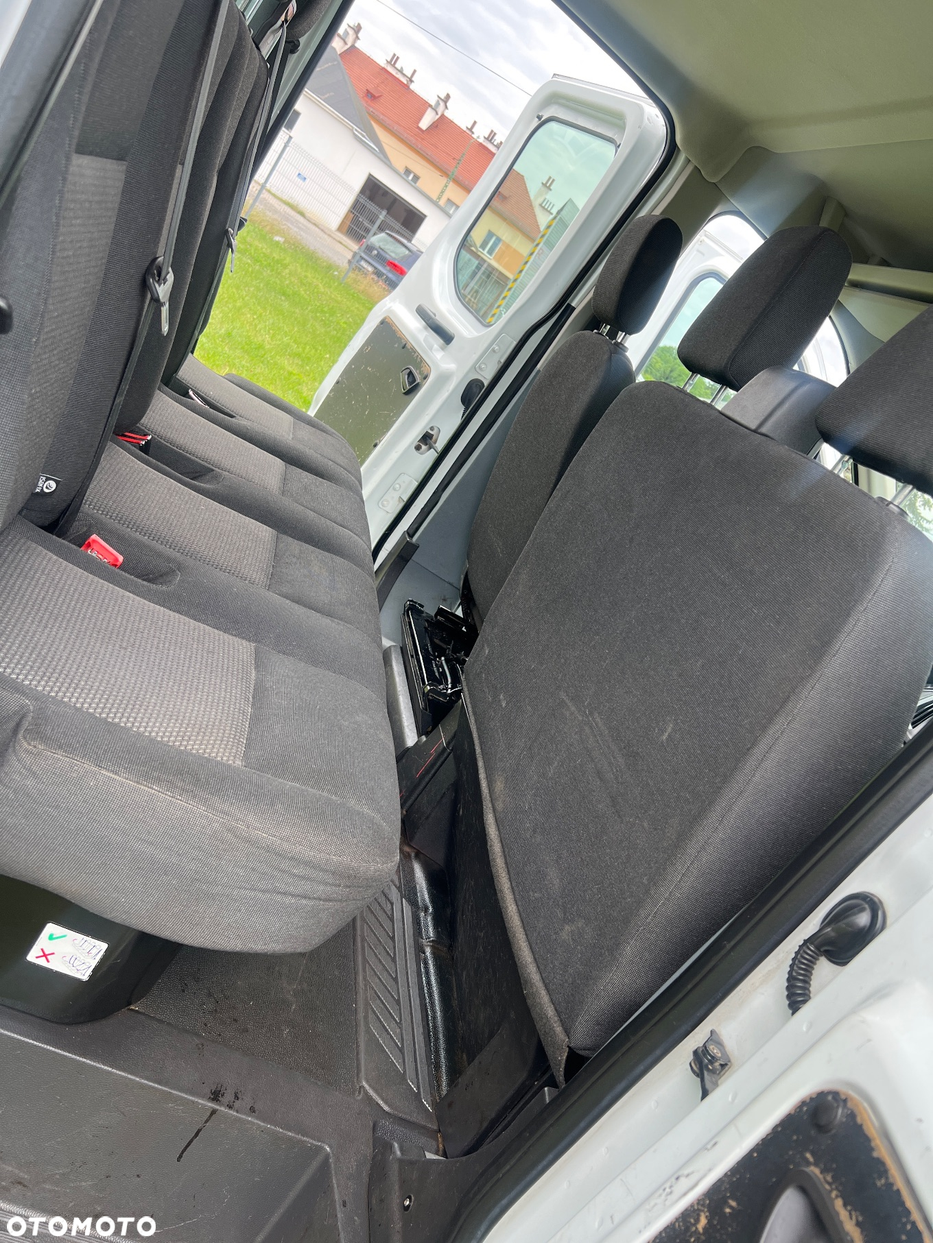 Ford TRANSIT DOKA 7-osobowy - 9