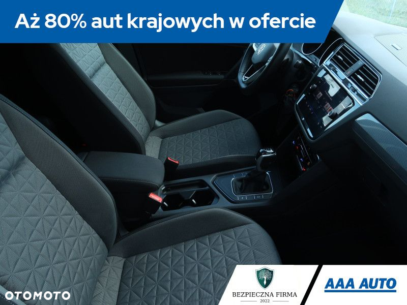 Volkswagen Tiguan - 10