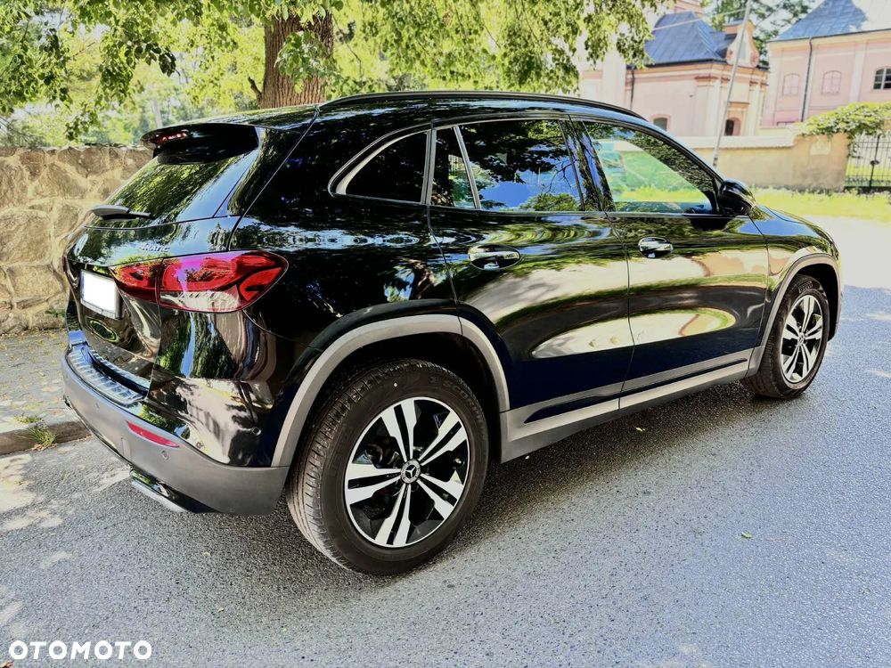 Mercedes-Benz GLA 200 d 4-Matic AMG Line - 7