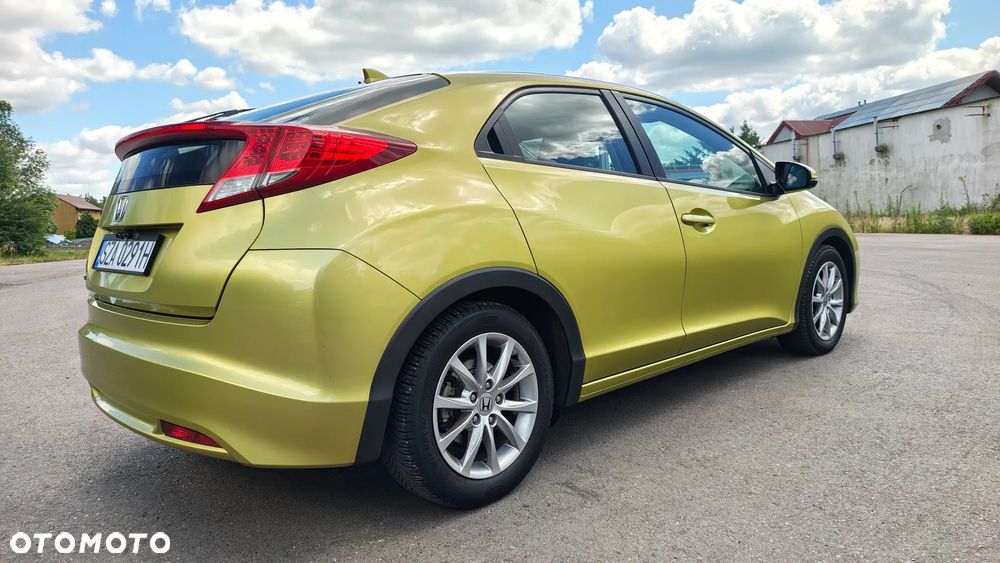 Honda Civic 1.8 i-VTEC Sport Black Edition - 2