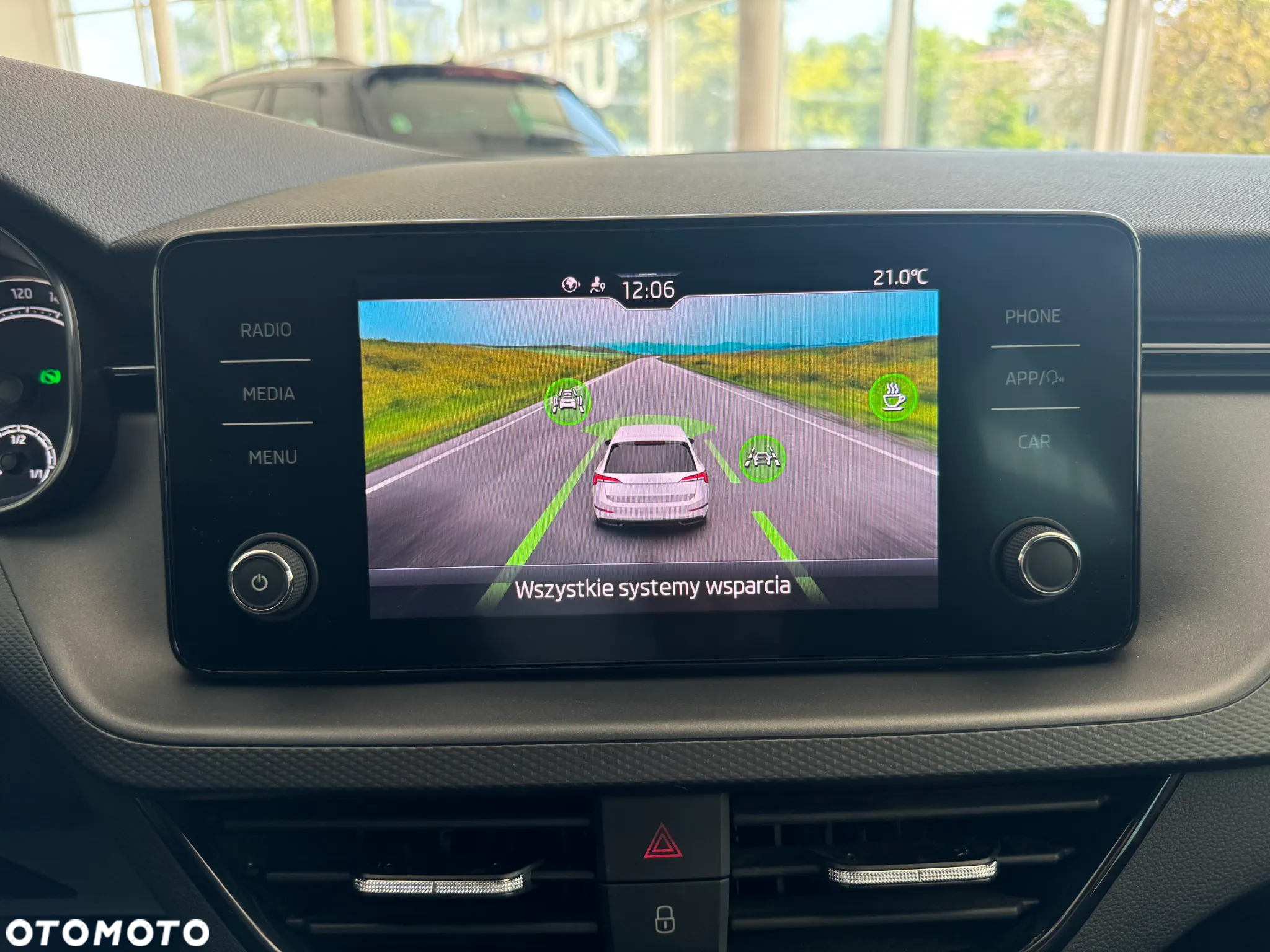 Skoda Scala 1.0 TSI Ambition DSG - 25