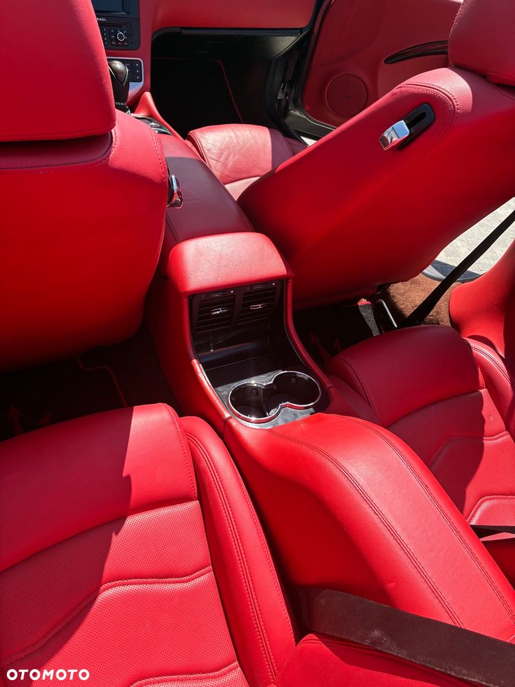 Maserati GranCabrio - 14