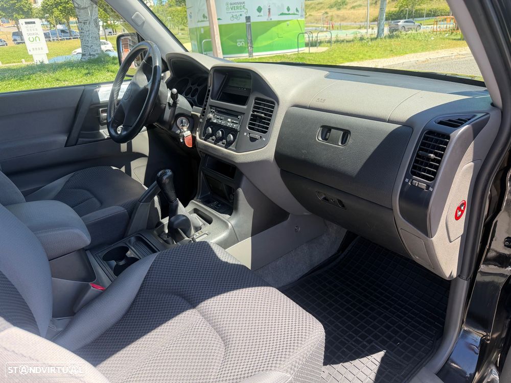 Mitsubishi Pajero 3.2 DI-D GLS ABS - 10