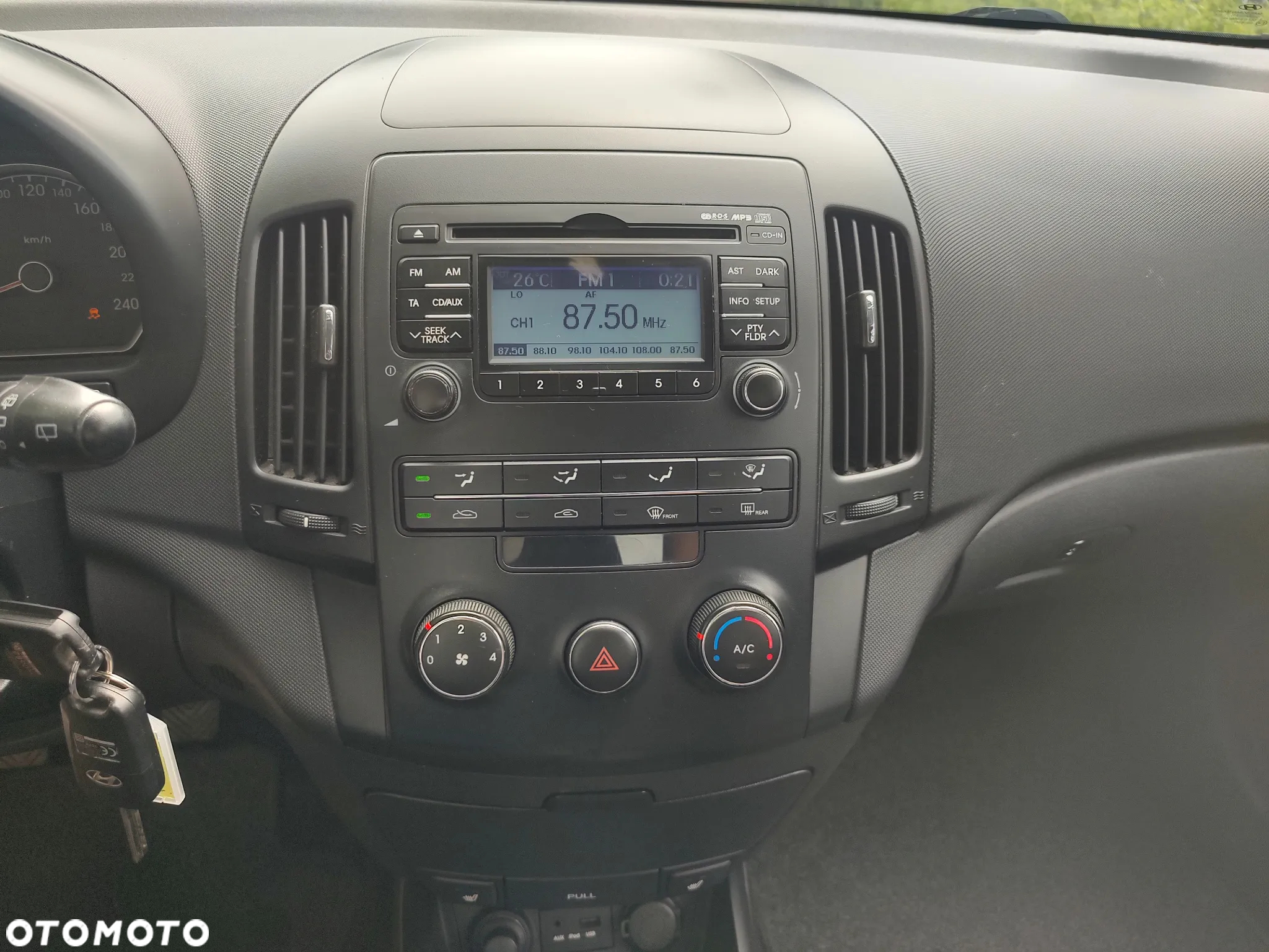 Hyundai i30 1.4 Classic + - 11