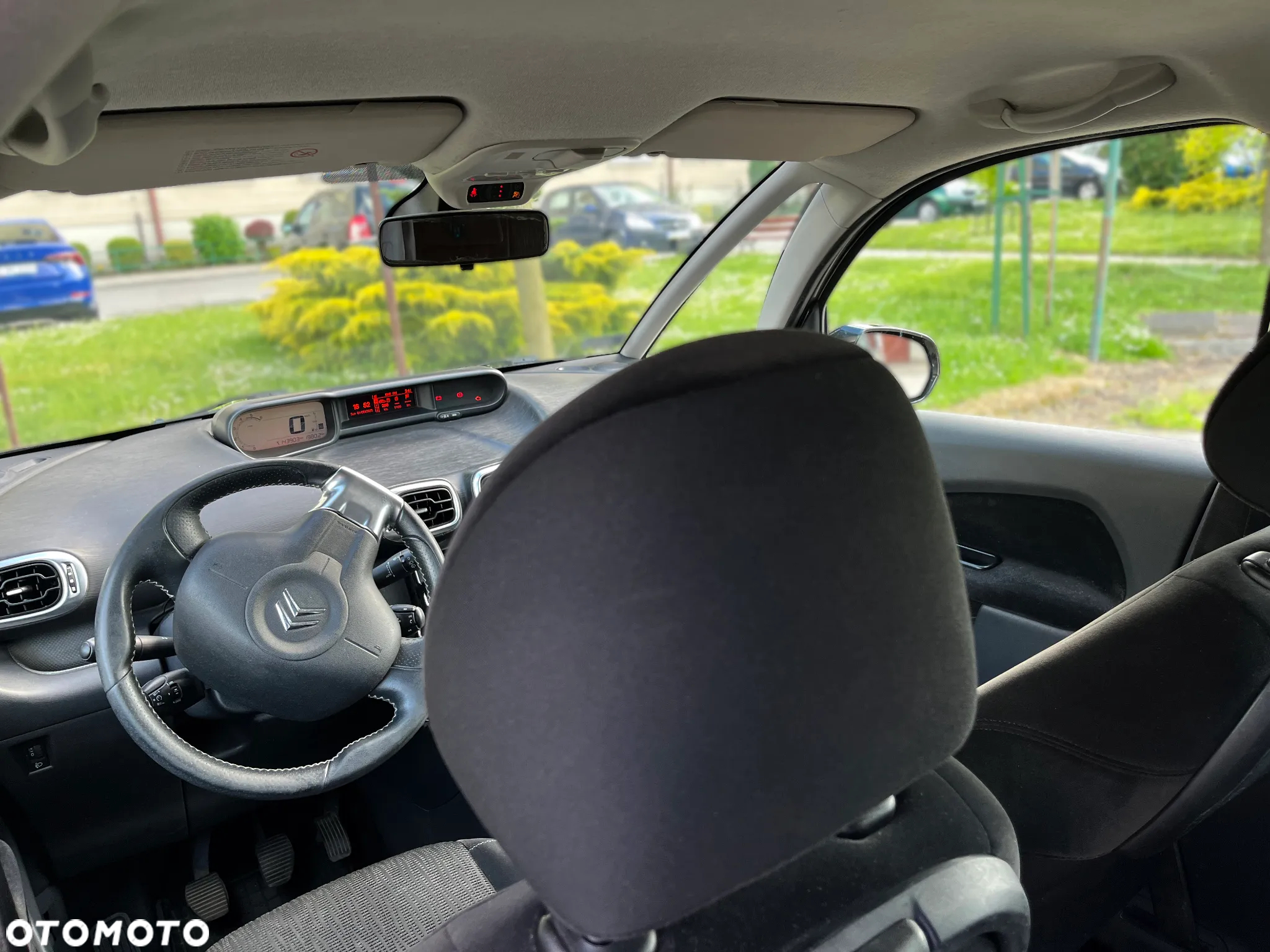 Citroën C3 Picasso 1.6 HDi Exclusive - 11