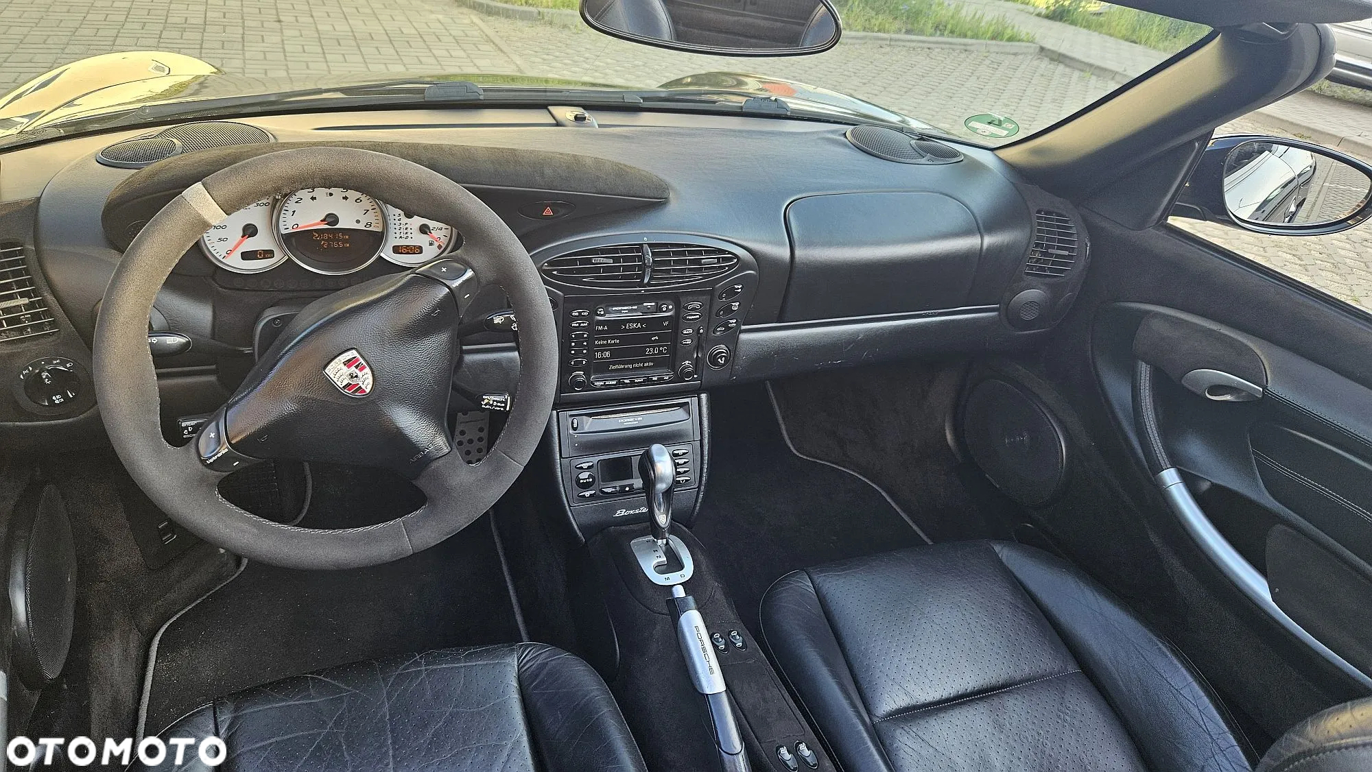 Porsche Boxster - 25