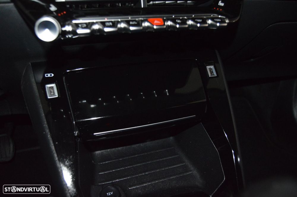 Peugeot 2008 1.5 BlueHDi Allure Pack - 39