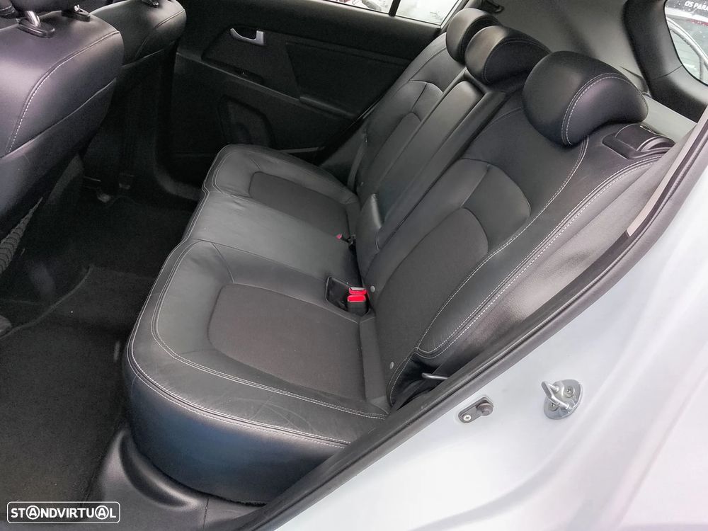 Kia Sportage 1.7 CRDI ISG Xtra Edition - 20