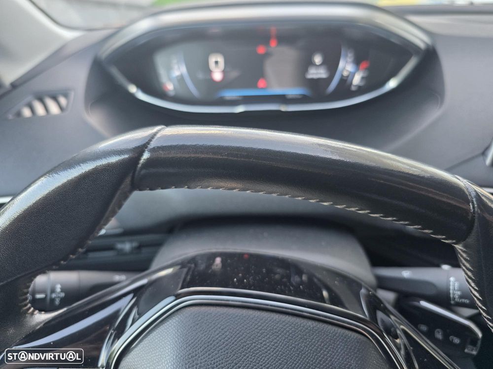 Peugeot 3008 1.5 BlueHDi Allure Baixo Consumo - 22