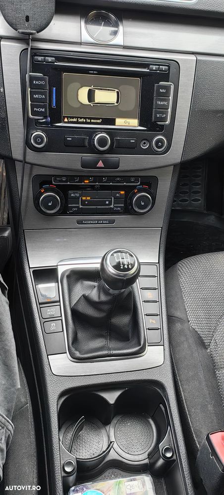 Volkswagen Passat Variant 2.0 TDI BlueMotion Technology Highline - 7