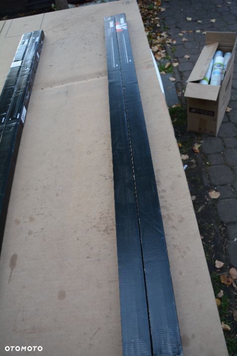Thule / belki ocynkowane loadbar 135 cm - 1