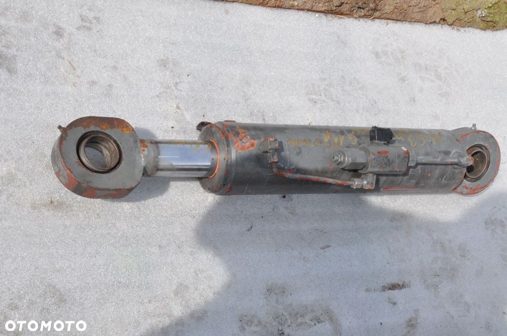 SIŁOWNIK HYDRAULICZNY WEIDEMANN DŁ. 63 CM - 1