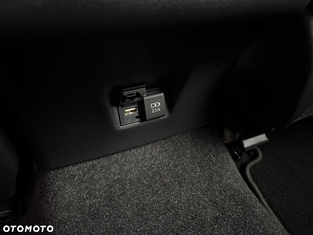 Toyota Camry 2.5 Hybrid Prestige CVT - 18