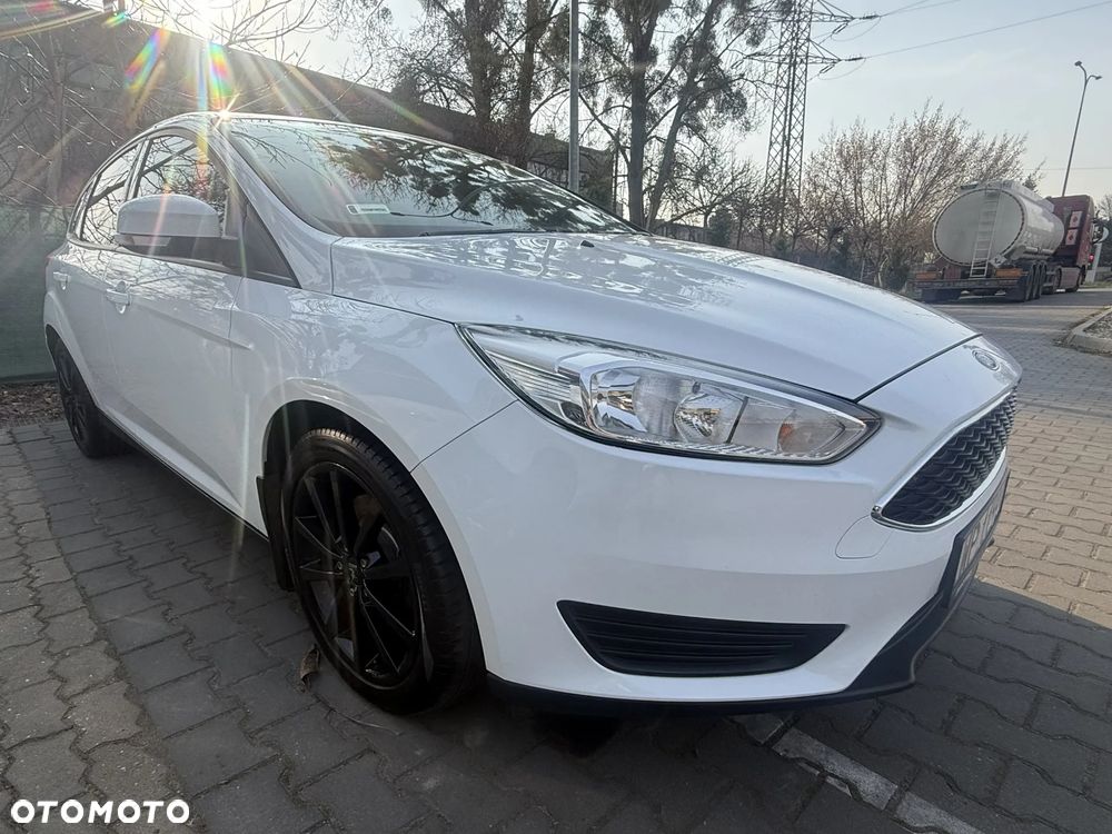 Ford Focus 1.6 Trend - 14