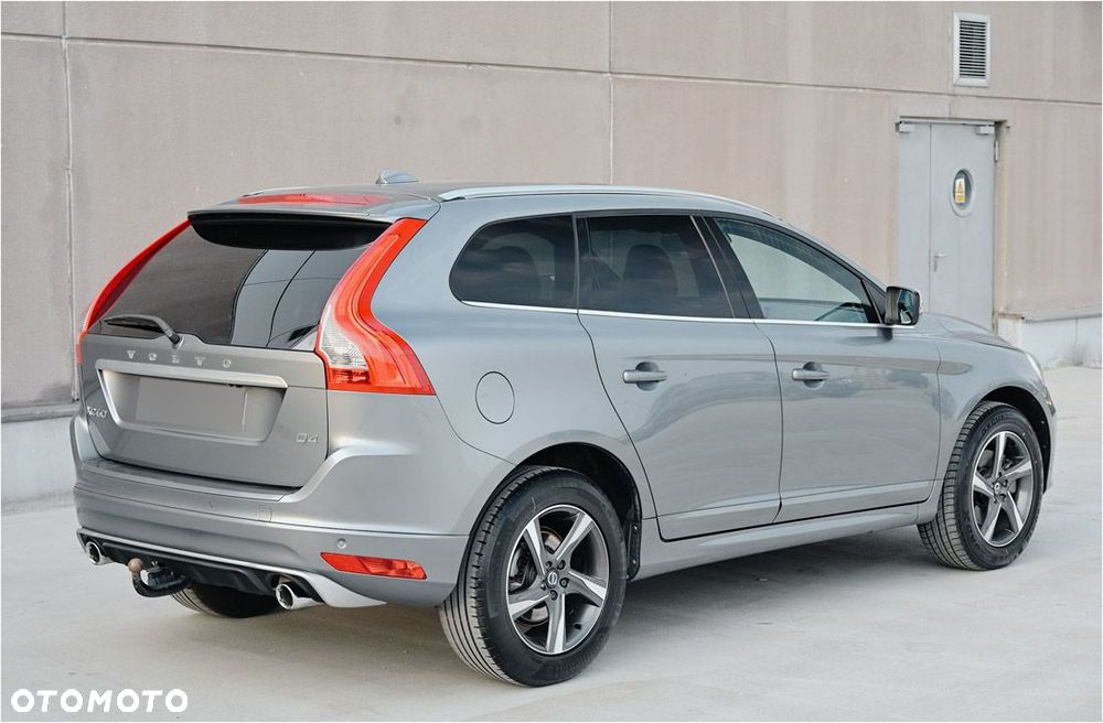 Volvo XC 60 D4 Drive-E R-Design Momentum - 5