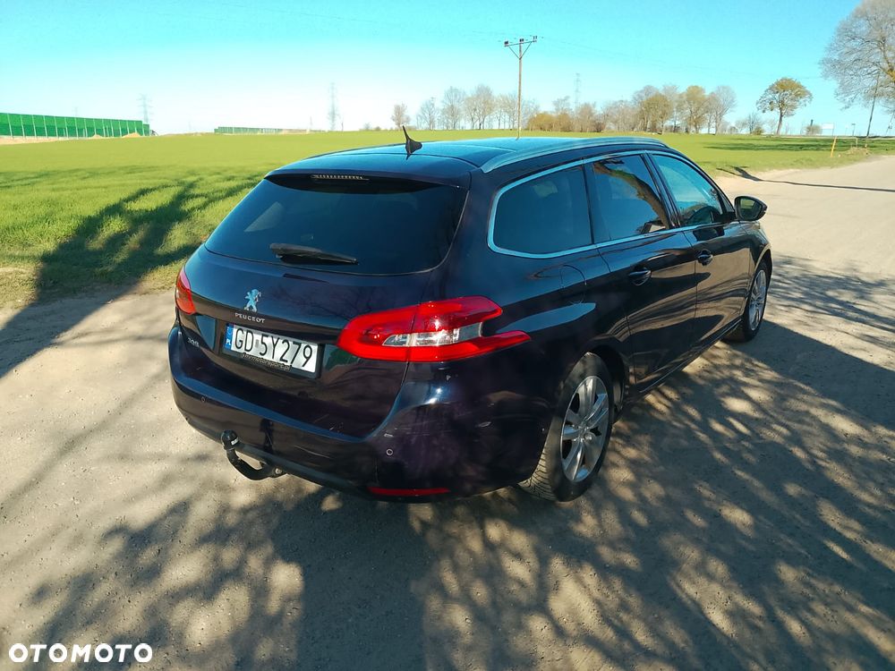 Peugeot 308 1.2 PureTech Business Line S&S - 4