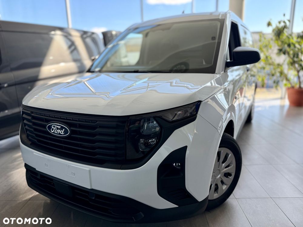 Ford Transit Courier - 2