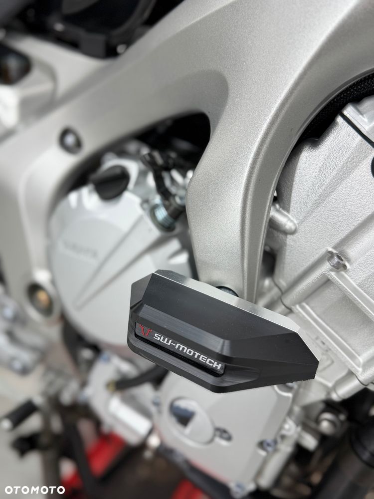 Yamaha FZ6 - 15