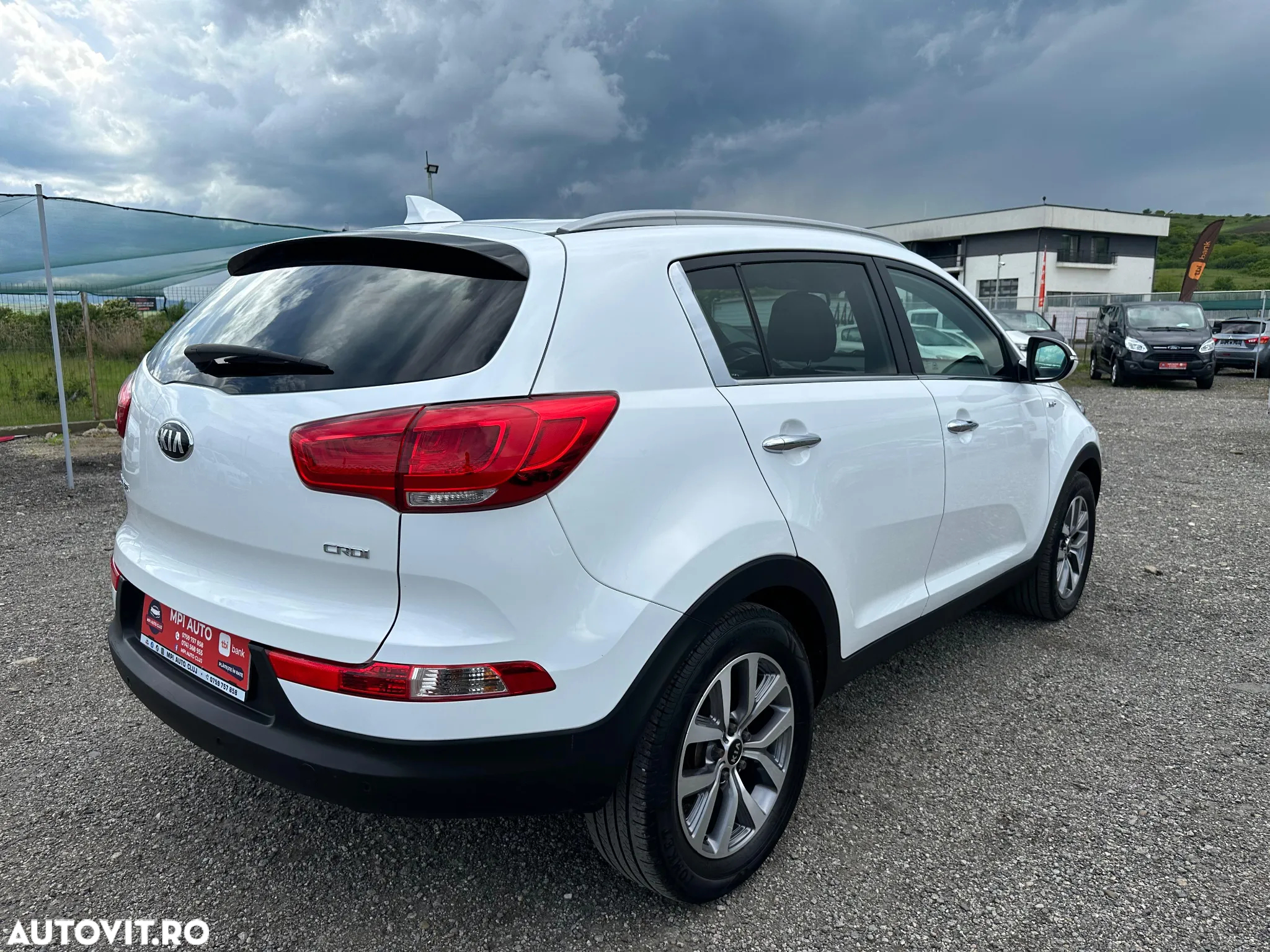 Kia Sportage 2.0 CRDI 4WD Automatik Vision - 8