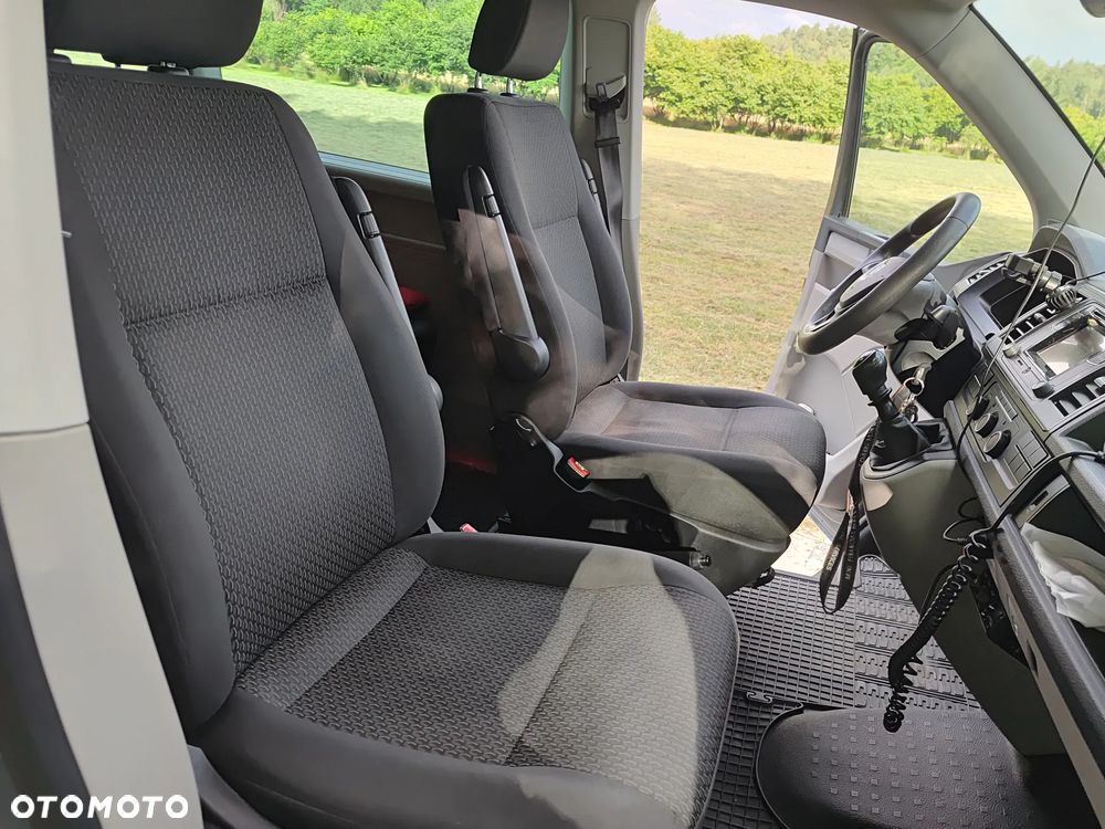 Volkswagen Caravelle ver-2-0-tdi-l1-business - 17