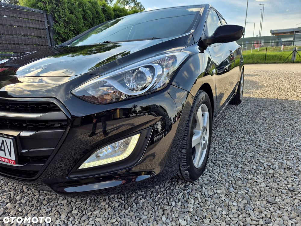 Hyundai i30 blue 1.4 Classic Navigation - 7
