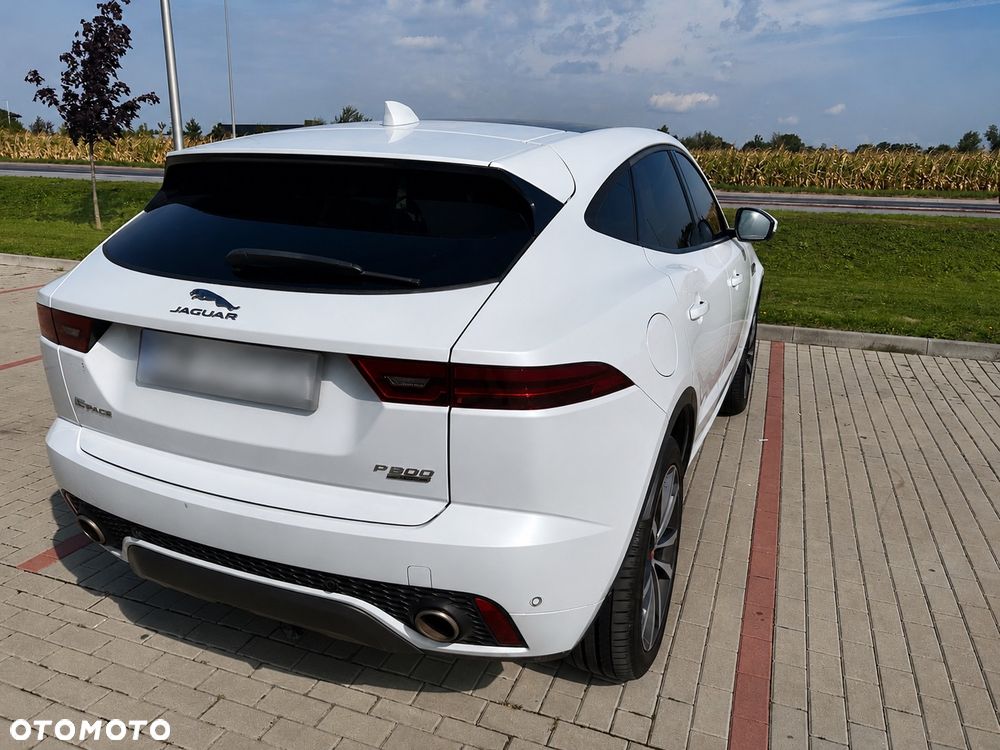 Jaguar E-Pace 2.0 i4P AWD R-Dynamic SE - 9