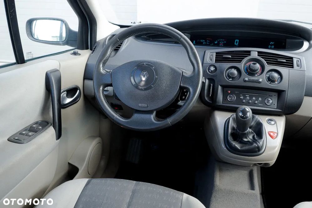Renault Scenic 1.6 16V Authentique - 24