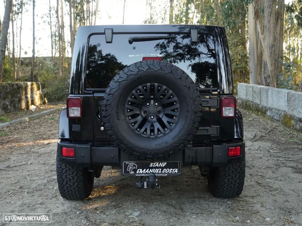 Jeep Wrangler Unlimited - 4