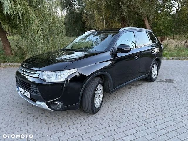 Mitsubishi Outlander - 1