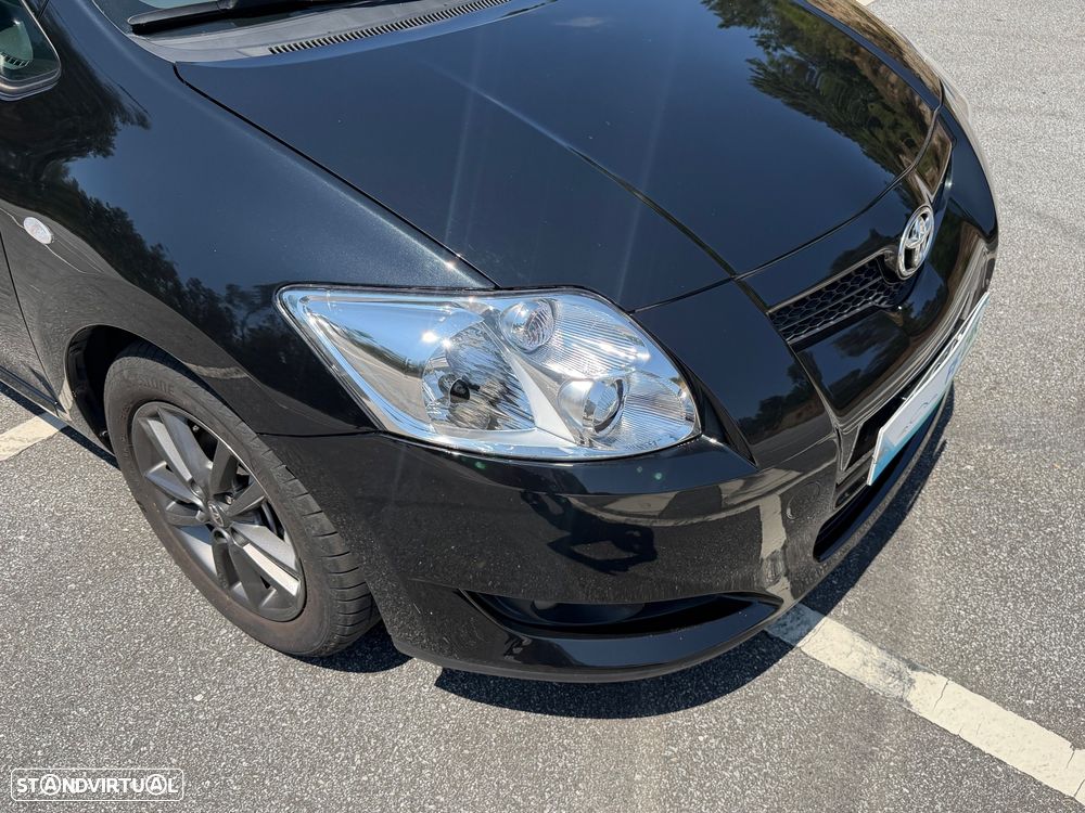 Toyota Auris 1.4 D-4D Luna - 12