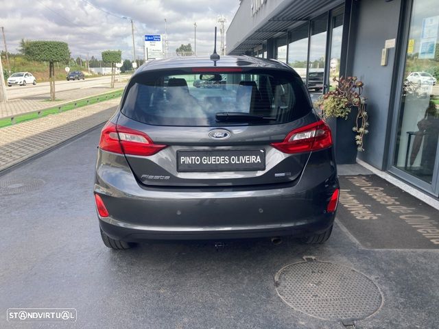 Ford Fiesta 1.0 EcoBoost Hybrid S&S TITANIUM - 8